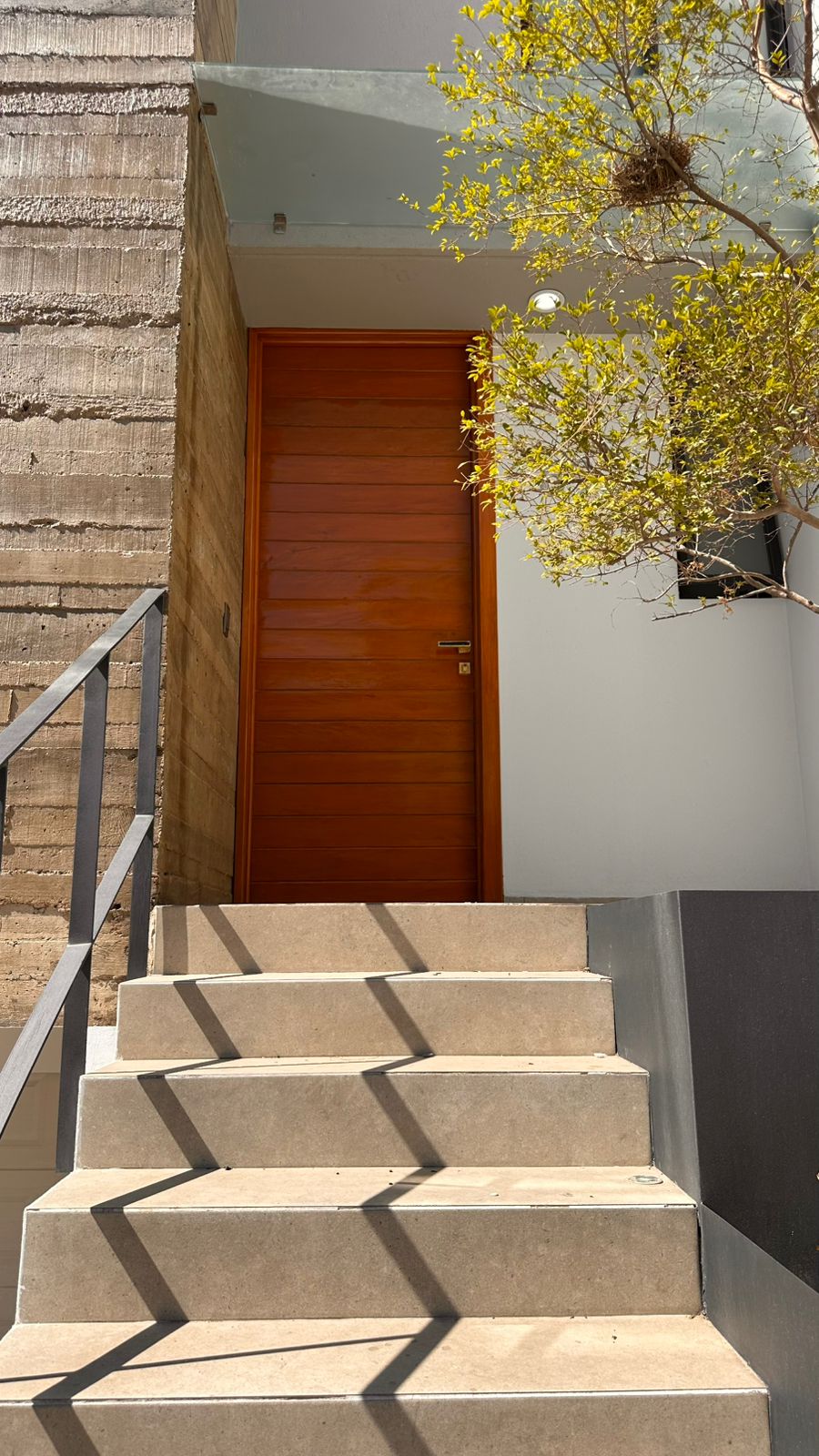Casa  Avellanos #69